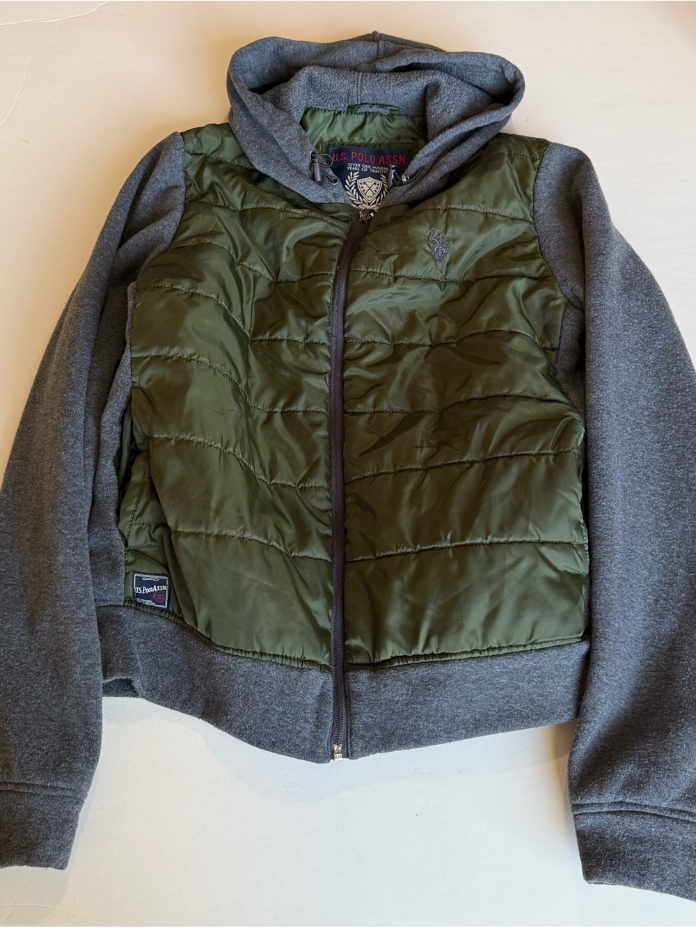 U.S. Polo Assn. Olive Green women’s Puffer jacket Large. (Broken zipper)